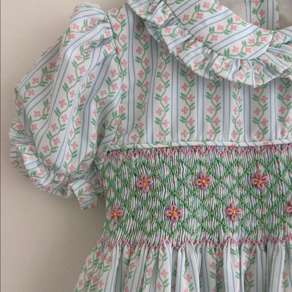 Floral Patterned Kids Dress size 3t cute! - Picture 3 of 4